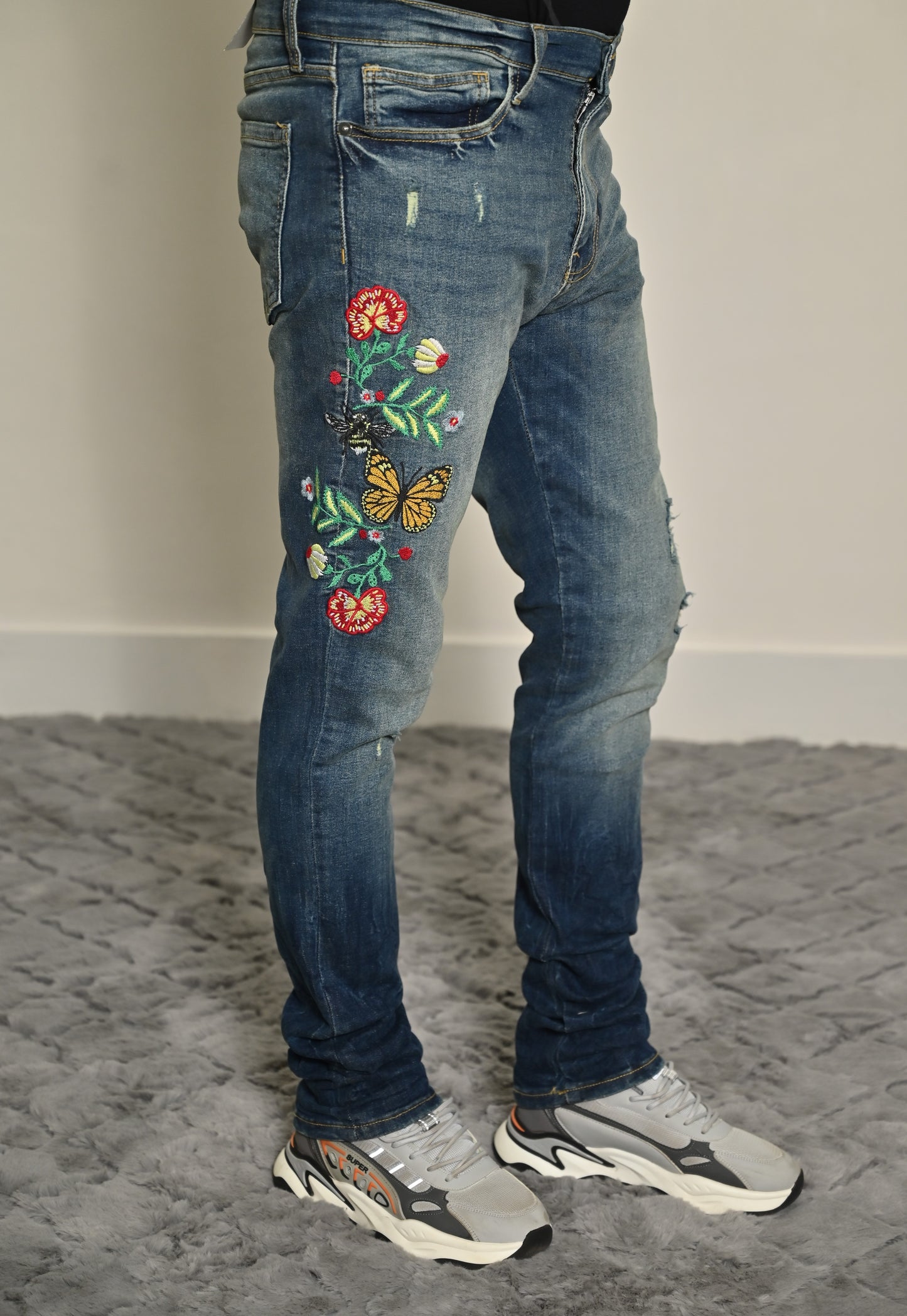 MENS EMBROIDED JEANS